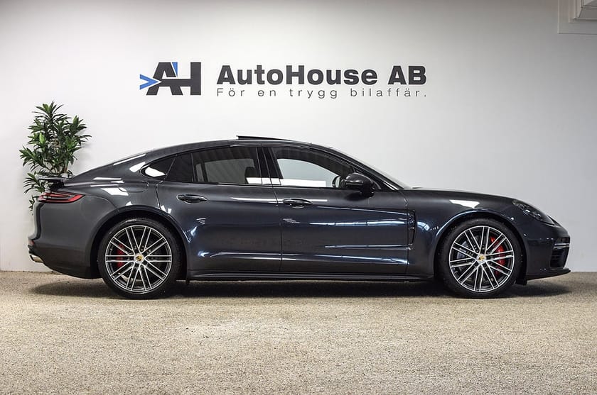 Bild 3 av Porsche Panamera Turbo Sport Chrono PDLS+ Glastak Svensksåld