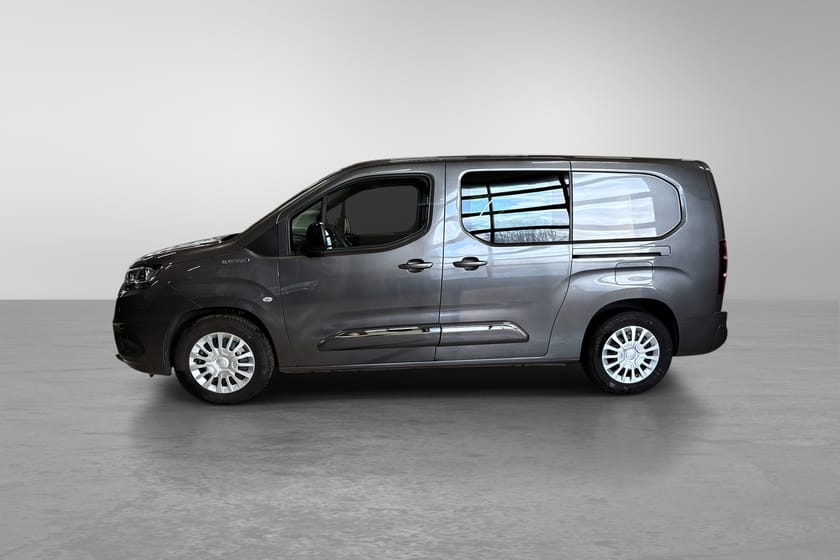Bilde 2 av Toyota ProAce City Electric Lang L2 50kWt Comfort sidehengslet bakdører