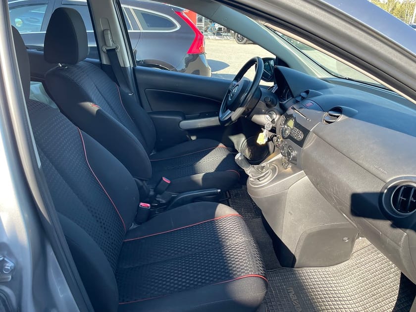 Bild 3 av Mazda 2 5-dörrar 1.3 Euro 5
