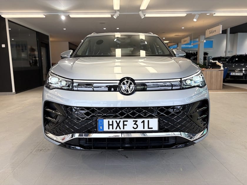 Bild 2 av Volkswagen Tiguan eHybrid R-Line-Edition SNABB LEV 4395kr/mån