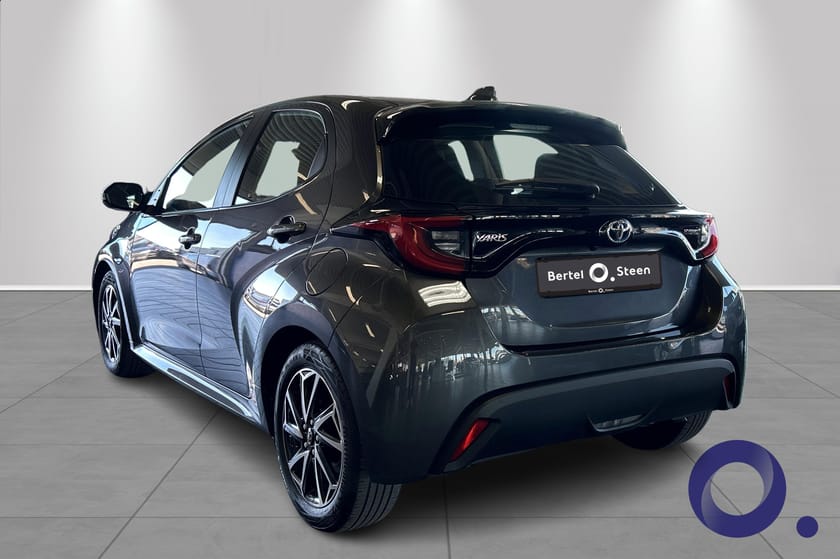Bilde 3 av Toyota Yaris Hybrid Hybrid|Rattvarme|Carplay|Navigasjon|Godt utstyrt