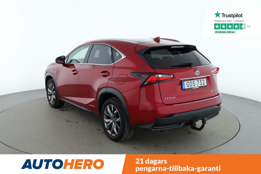 Bild 3 av Lexus NX 300h AWD F Sport / Taklucka, 360, Dragkrok