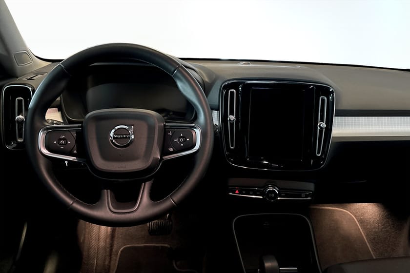 Bild 4 av Volvo XC40 B4 II AWD Bensin MomAdv NaviPro Edt
