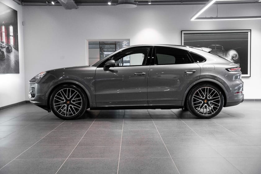 Bilde 2 av Porsche Cayenne E-Hybrid Coupé 