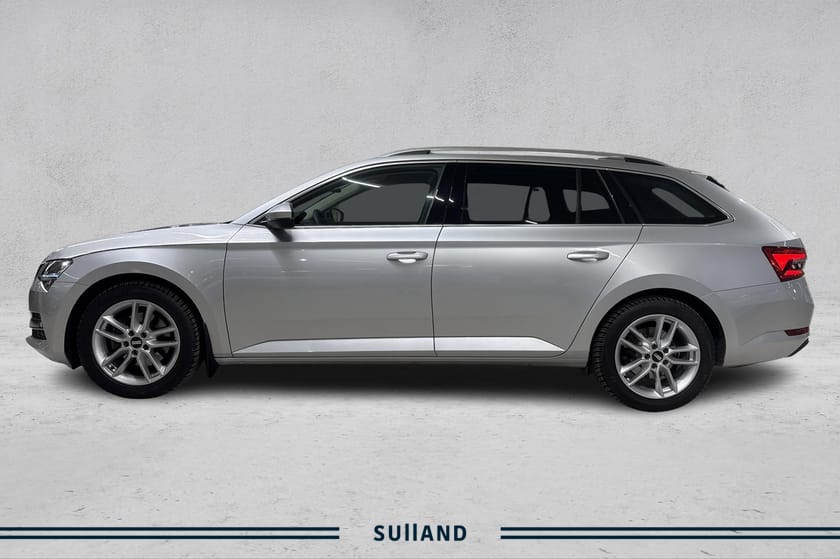 Bilde 2 av Škoda Superb Stasjonsvogn 2,0TDI/200hk/Style/4x4/ACC/Krok/Webasto/Kamera