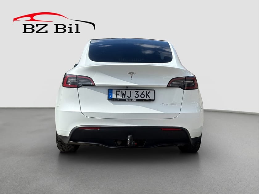 Bild 4 av Tesla Model Y Long Range AWD Autopilot Pano Drag Moms