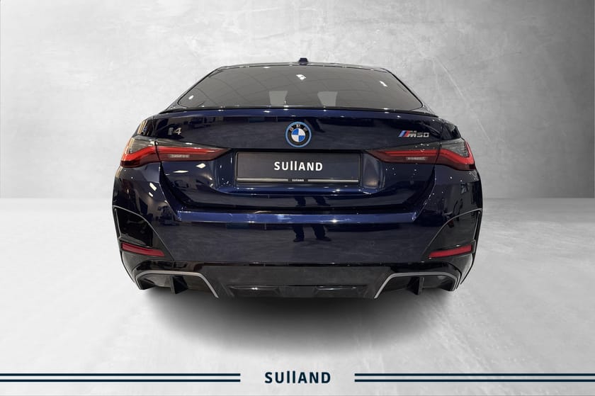 Bilde 4 av BMW i4 M50 xDrive Gran Coupé Supercharged, Shadowline, Individual interiør