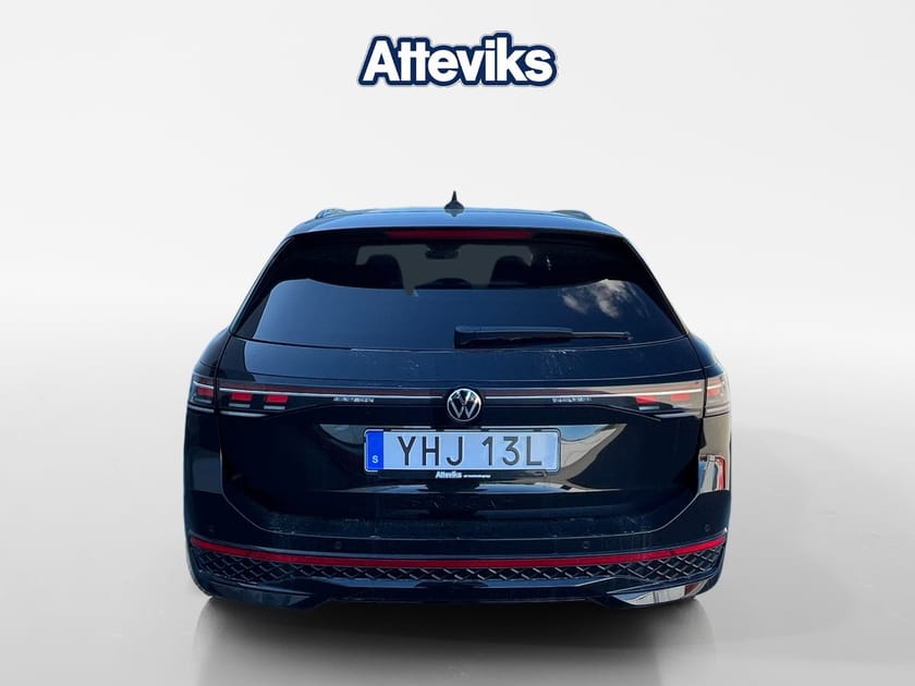 Bild 4 av Volkswagen Passat Sportscombi 2.0 TDI 193hk 4M R-Line *Elstolar/Drag/Kamera*