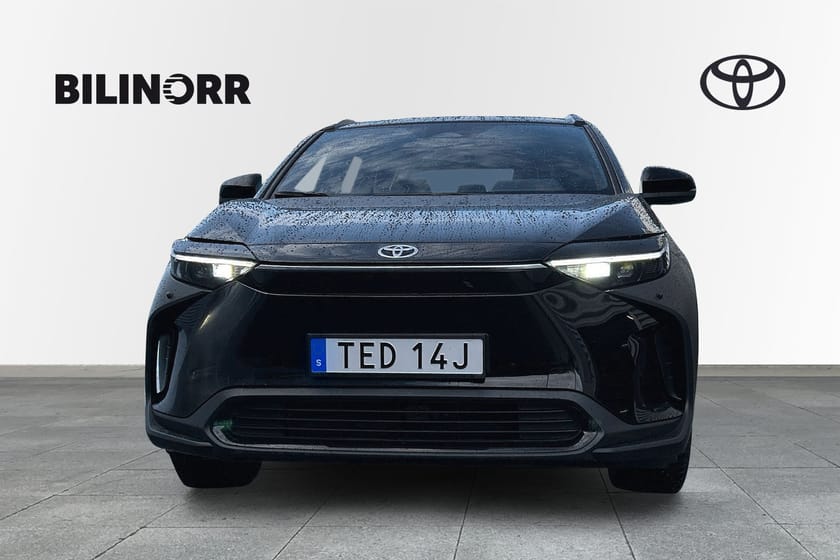 Bild 5 av Toyota bZ4X 100% Elektrisk SUV/Vinterdäck