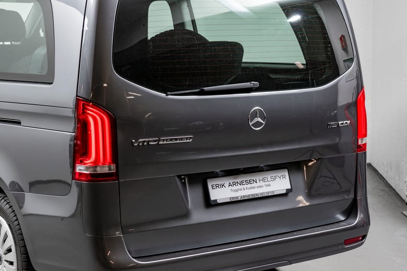 Bilde 4 av Mercedes-Benz Vito Tourer 116 CDI 3.2t 9-Seter/Kunstskinn/Distronic+