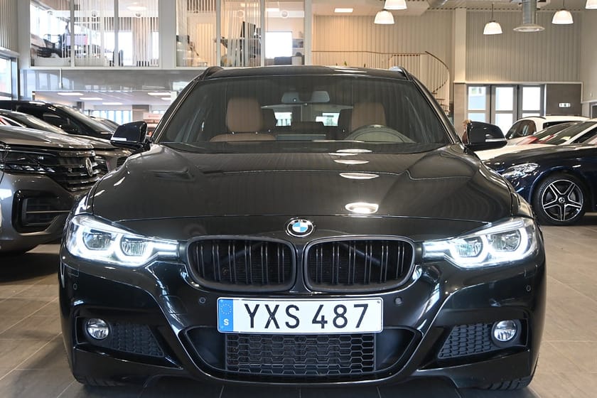 Bild 5 av BMW 320i Touring 320 Aut M Sport Drag Navi Läder