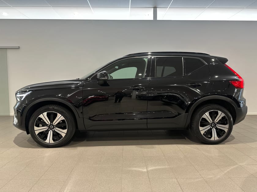 Bild 4 av Volvo XC40 Recharge Single Motor Plus Edition, Dragrkok, Backkamera
