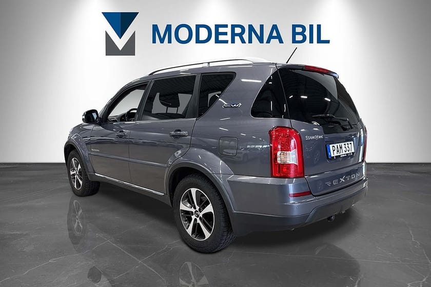 Bild 4 av SsangYong Rexton RX220 2.2 e-XDI 4WD Automat 7-sits Drag 178hk