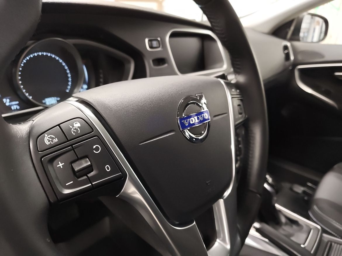 Volvo V40 2016 - miniatyr 11