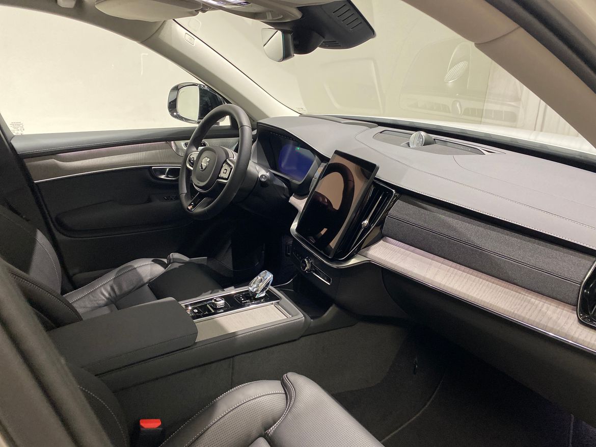 Bild 2 av 6 på bilen