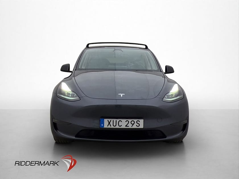 Bild 3 av Tesla Model Y Long Range AWD Dragkrok Pano Autopilot