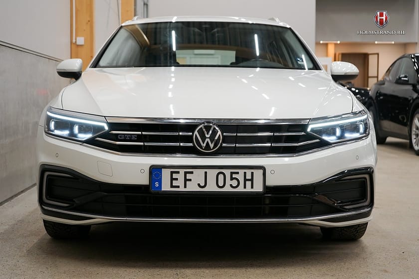 Bild 4 av Volkswagen Passat Sportscombi GTE Executive Cockpit Drag B-värme Rattvärme Matrix