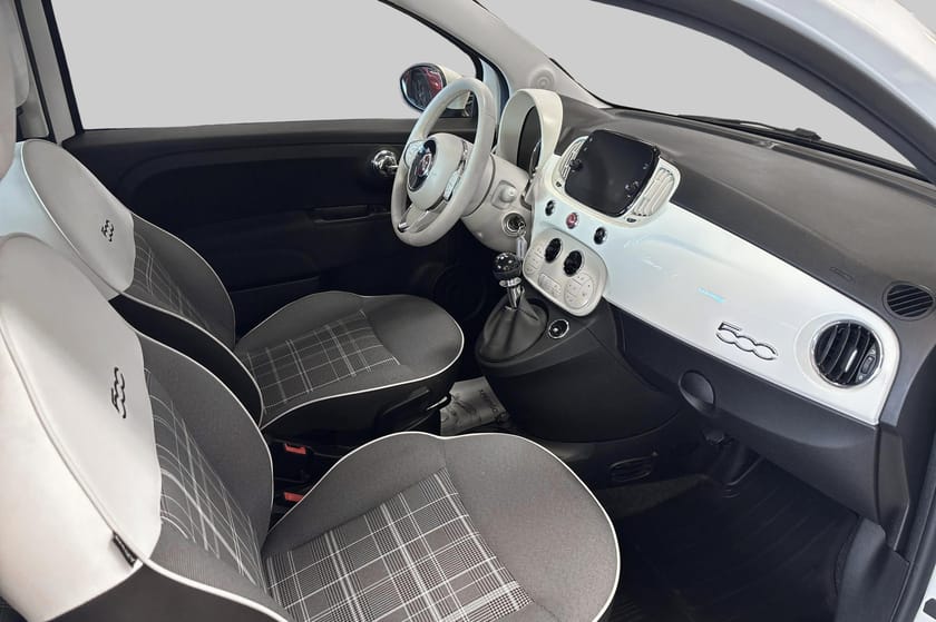Bild 4 av Fiat 500 Hybrid Lounge 1.0 70hk 3d