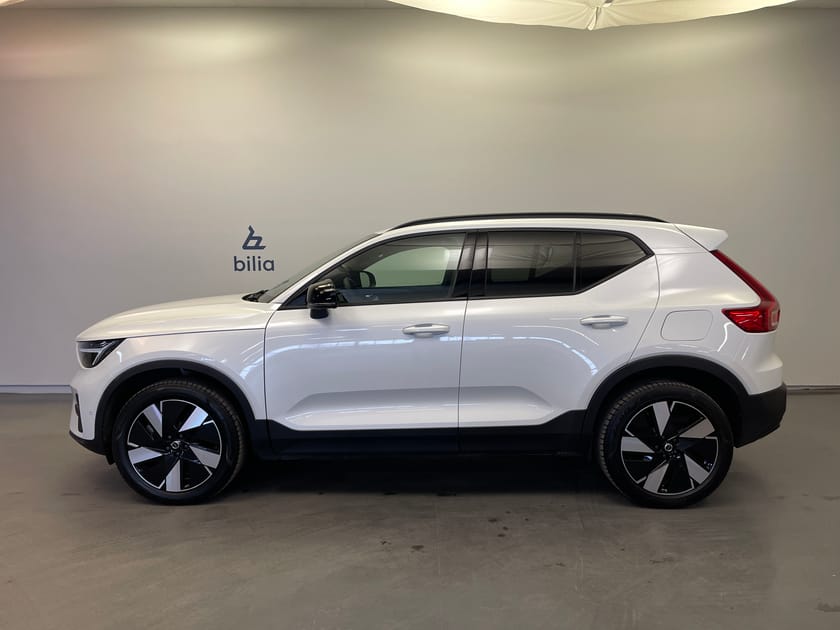 Bild 2 av Volvo EX40 Single Motor Extended Range R Core SE