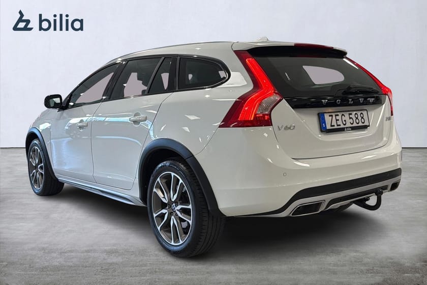 Bild 2 av Volvo V60 Cross Country D3 Classic Pro | DRAGKROK