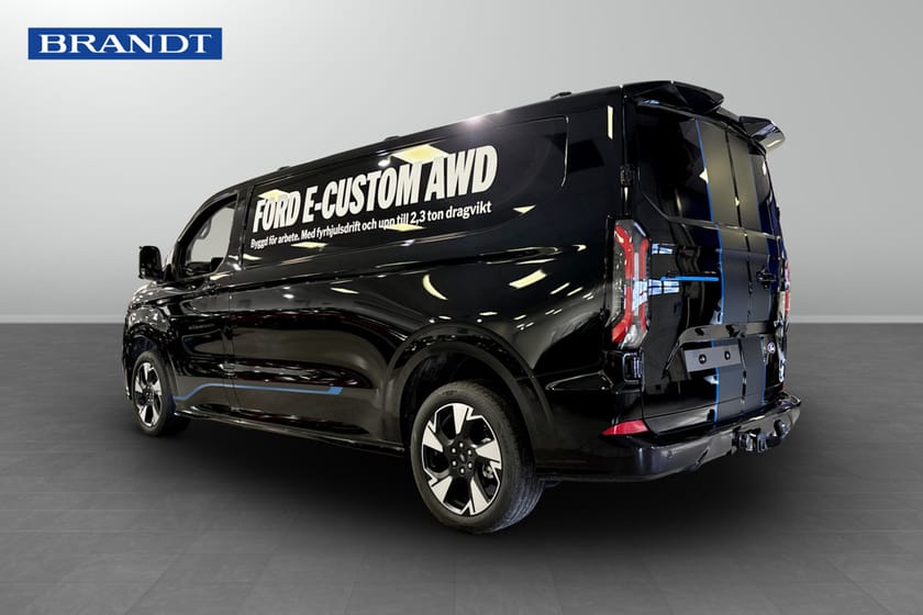 Bild 2 av Ford Transit Custom 82.5 kWh AWD E-Custom Skåp Sport 340L Elmotor 210kW/286hk 1-växlad El