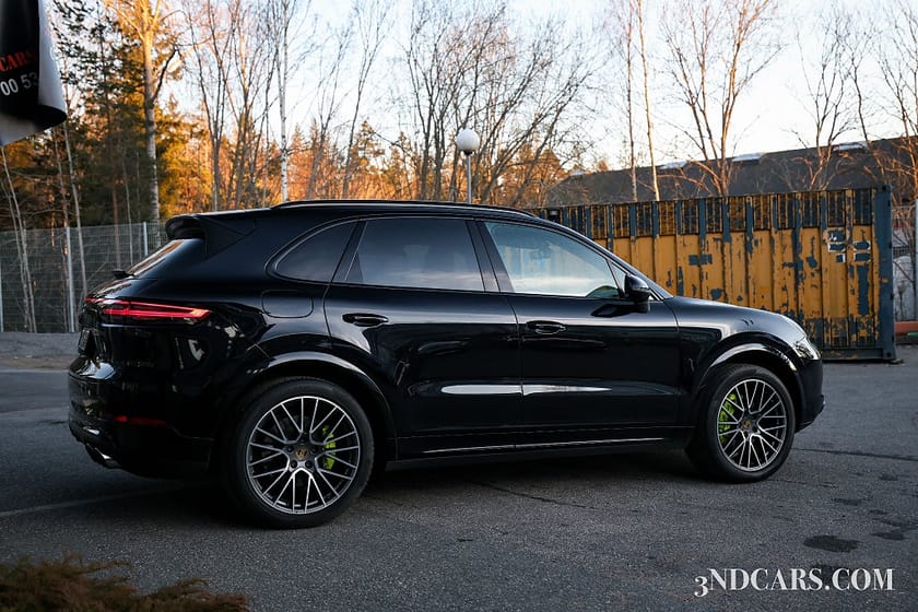 Bild 5 av Porsche Cayenne E-Hybrid 21" Bose Pano Drag Se Spec!