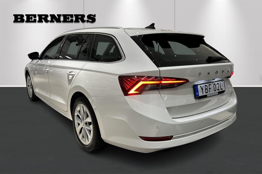 Bild 3 av Škoda Octavia Kombi 2.0 TDI 4x4 DSG 150hk