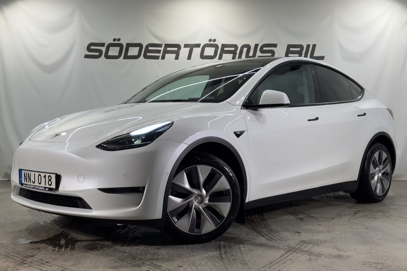 Bild 1 av Tesla Model Y Long Range AWD PREMIUMINTERIÖR AUTOPILOT DRAG MOMSBIL