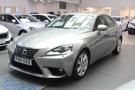 Lexus IS 300h CVT Executive / Sv-Såld / 1 Ägare
