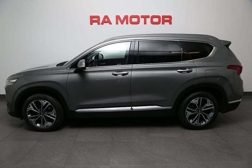 Bild 3 av Hyundai Santa Fe 2,2 CRDi 200hk Premium AWD Aut Extraljus Motorv Drag