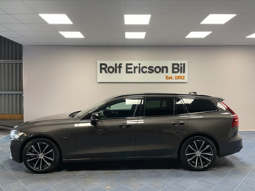 Bild 2 av Volvo V60 T6 Plus Dark Edition