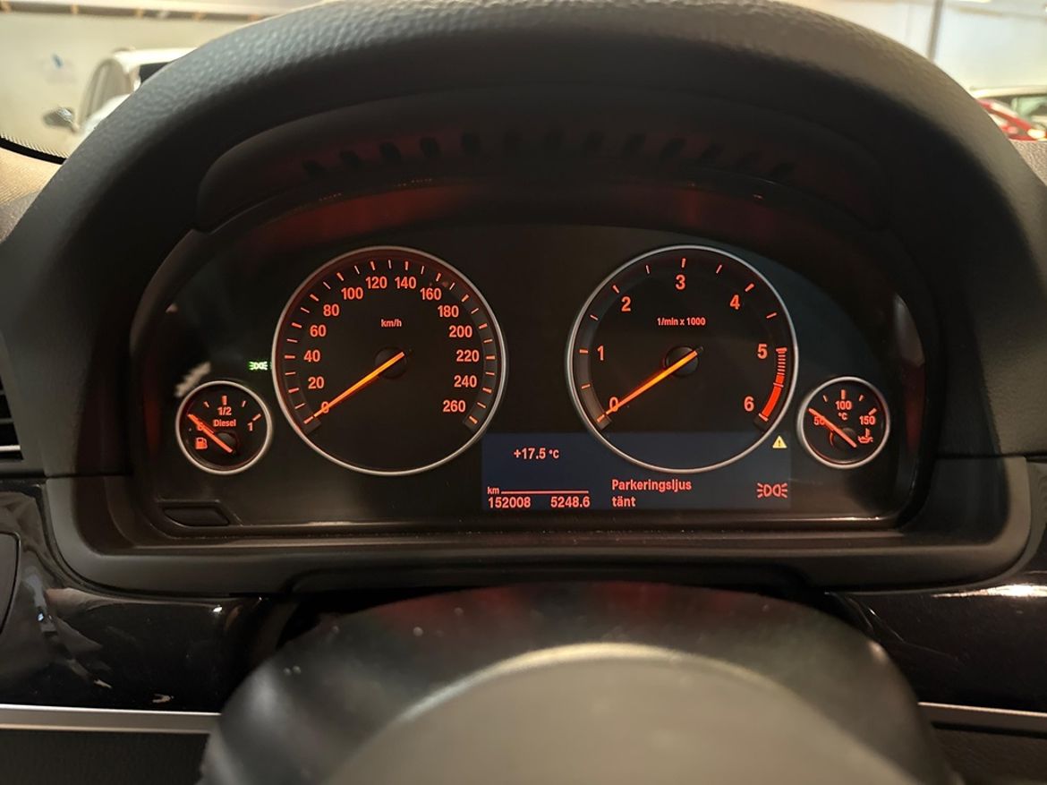 BMW BMW 520d xDrive Touring — bild 13