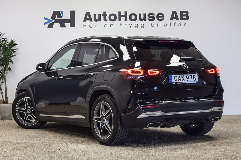 Bild 2 av Mercedes-Benz GLA 200 d 4MATIC AMG Line Drag Backkamera Garanti