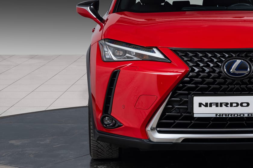 Bilde 4 av Lexus UX 250h E-Four 