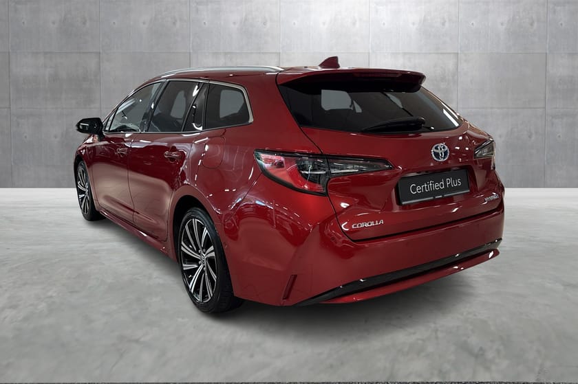 Bilde 3 av Toyota Corolla Touring Sports Hybrid Active Tech / Komplett historikk / Nye sommerdekk