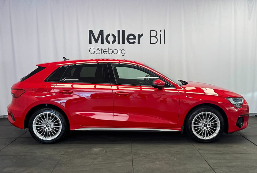 Bild 2 av Audi A3 Sportback 35 TFSI proline Svart opt/Kamera/Sport stol