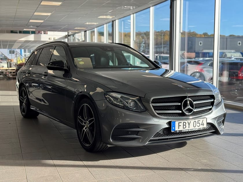 Bild 1 av Mercedes-Benz E 220 T d E220 AMG Night Burmeister 360° Drag