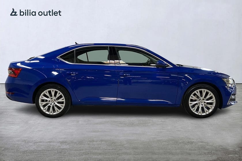 Bild 5 av Škoda Superb iV Skoda 1.4 TSI Style DSG 218hk Navi Carplay P-värm