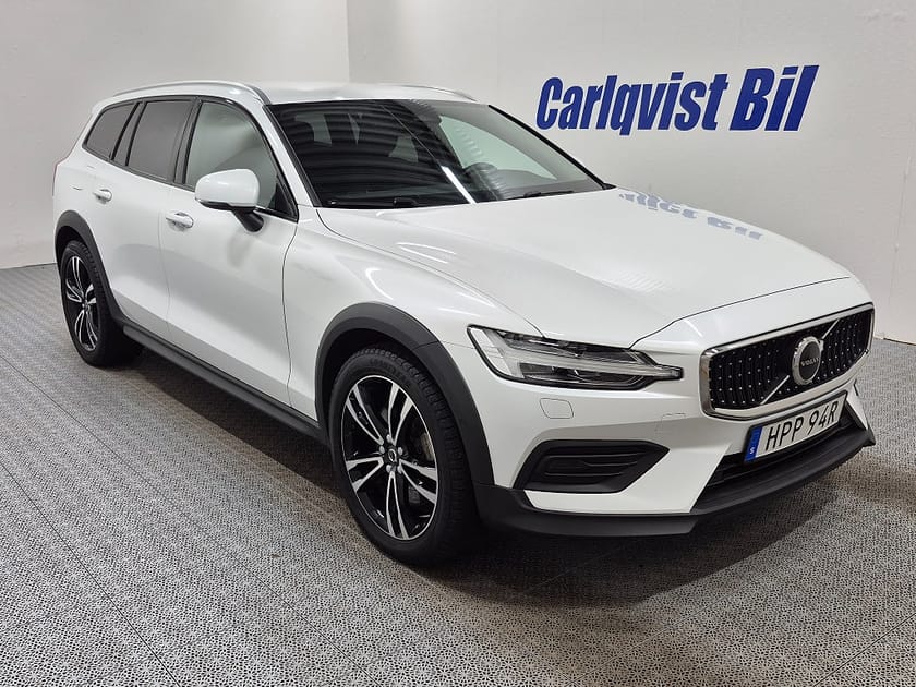 Bild 3 av Volvo V60 Cross Country B4 MILDHYBRID AWD CORE 197HK 4x4