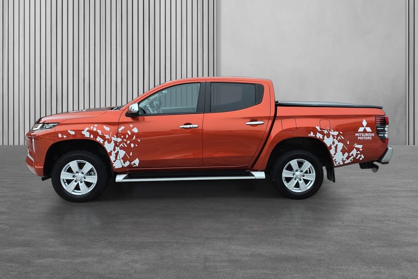 Bilde 4 av Mitsubishi L200 Dobbelcab Double Cab | Instyle+ 2.3-150 DI-D AT | Hengerfeste