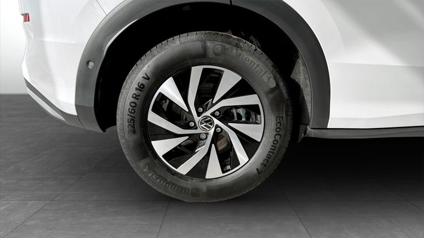 Bild 4 av Volkswagen T-Roc Life eTSI 150 DSG Dragkrok