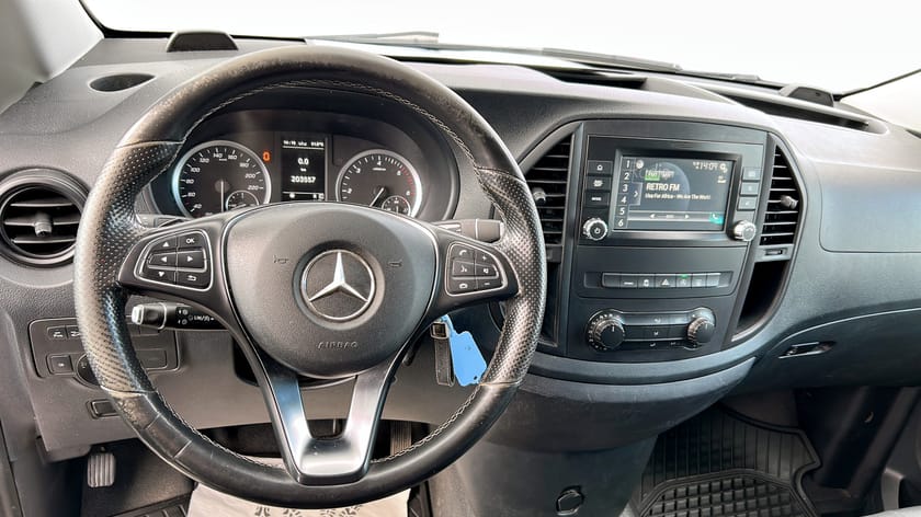 Bild 4 av Mercedes-Benz Vito 119 BlueTEC 4x4 3.0t Skåp 190hk lång