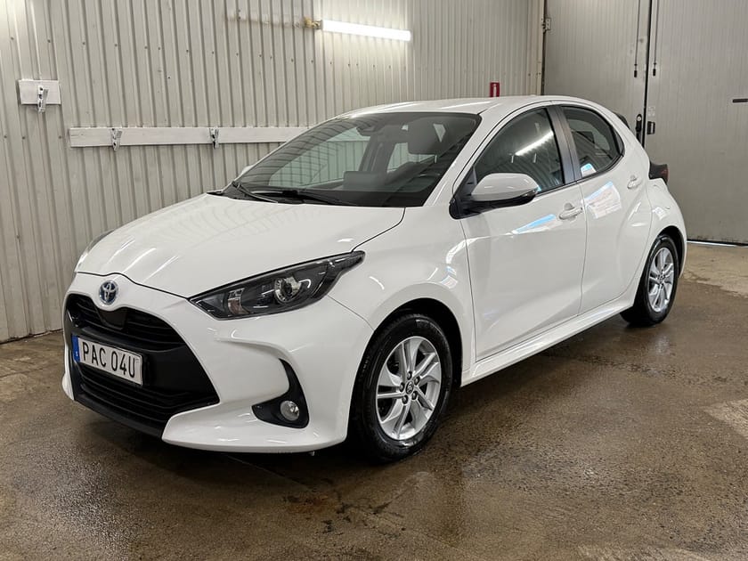 Bild 1 av Toyota Yaris Hybrid CVT Active Euro 6