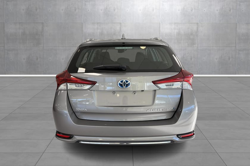 Bilde 4 av Toyota Auris Touring Sports Hybrid EN EIER/LAV KM/PEN OG VELHOLDT