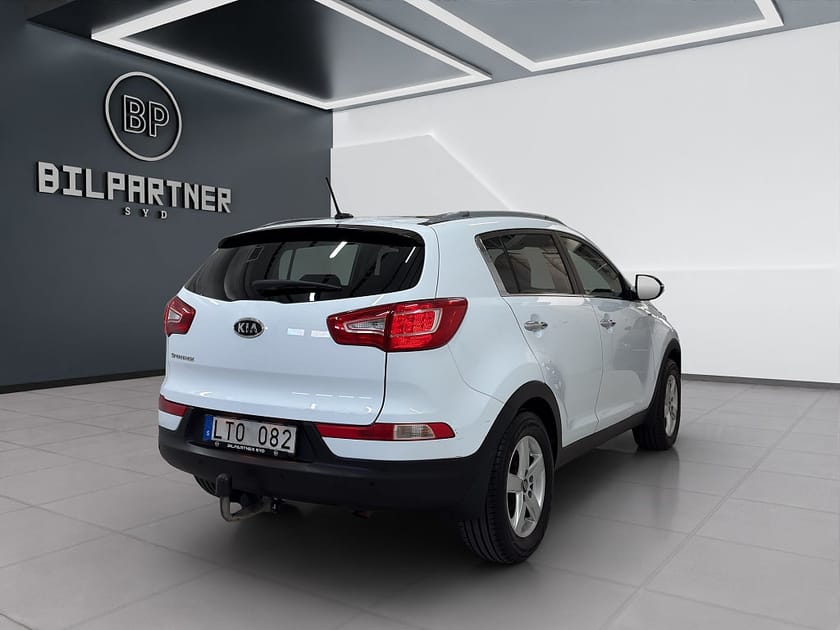 Bild 4 av Kia Sportage 2.0 CVVT 4WD EX Comfort/Pano/Navi/B-Kamera/Drag/Skinn