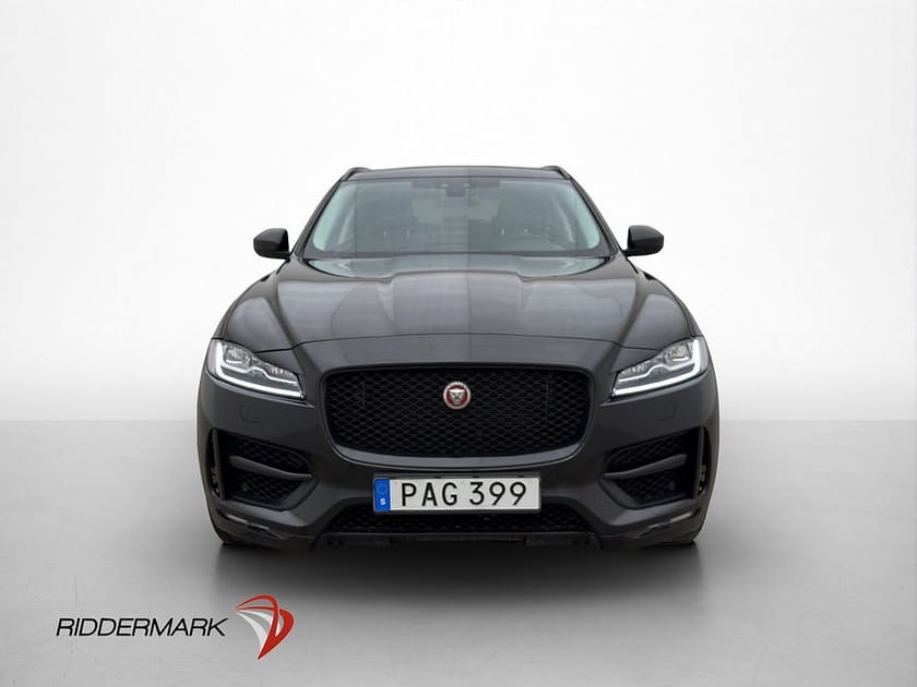 Bild 2 av Jaguar F-Pace 30d AWD R-Sport Värmare Meridan Pano Drag