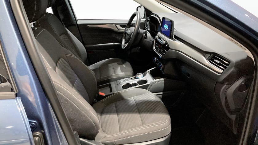 Bild 3 av Ford Kuga Plug-In Hybrid 2.5 225hk Titanium 3795kr/mån Privatleasing