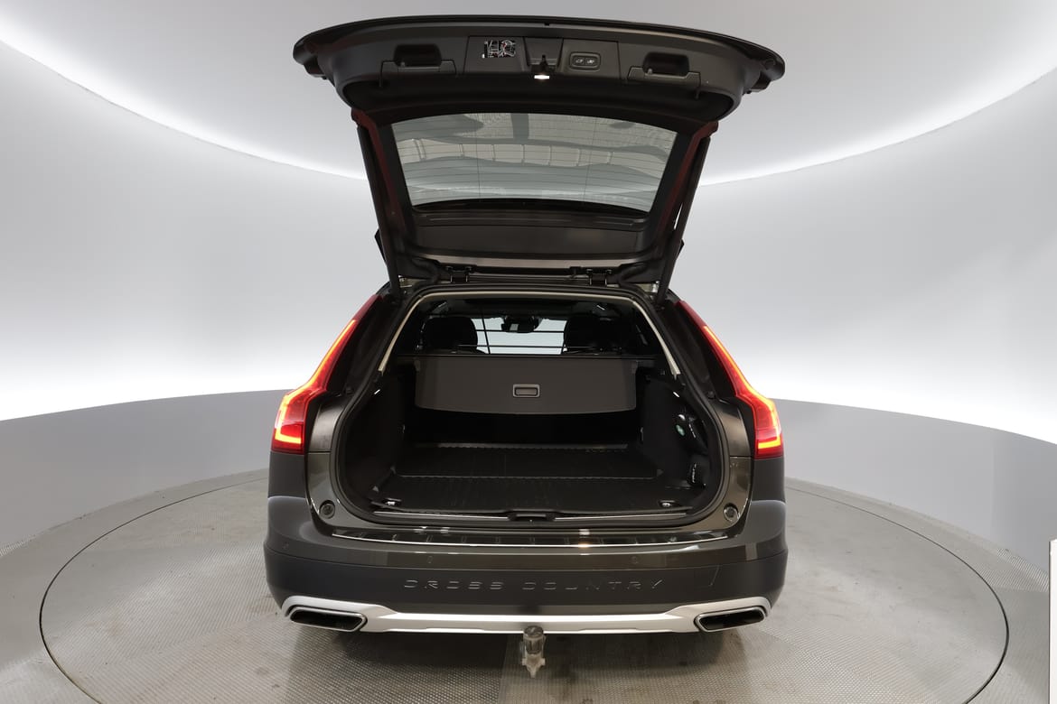 Volvo V90 2019 - miniatyr 17