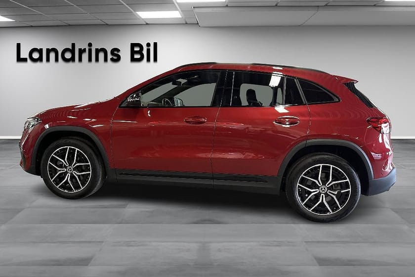 Bild 4 av Mercedes-Benz EQA 250 AMG-Line / Night / Adaptiv.fart / MOMS