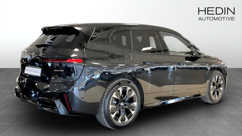 Bild 2 av BMW iX xDrive60 M-Sport, Drag, Harman Kardon